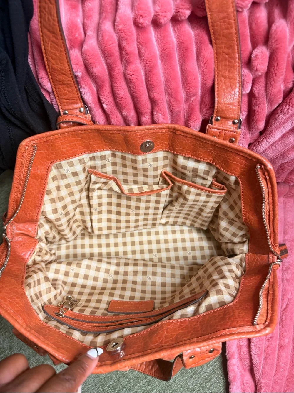Jessica Simpson Orange Shoulder Bag